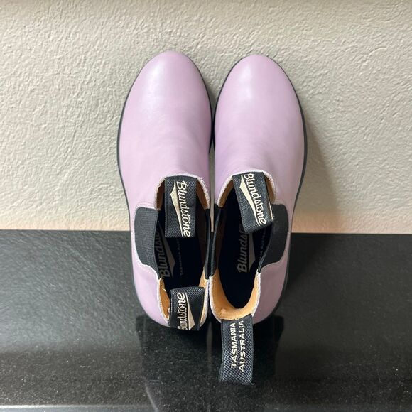 Blundstone Women's Heeled Boots in Purple and Black - Picture 6 of 7